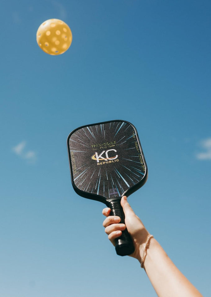 Pickleball Paddle – T700 Smooth Carbon Fiber Paddle with Cover, Thermoforming 4-Layer Racket, USAPA Approved Lightweight & 16MM Polymer Honeycomb Core